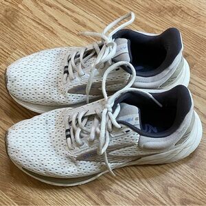 Brooks Run Happy Running Shoes Womens 8 Beige Neutral Comfort Sneakers